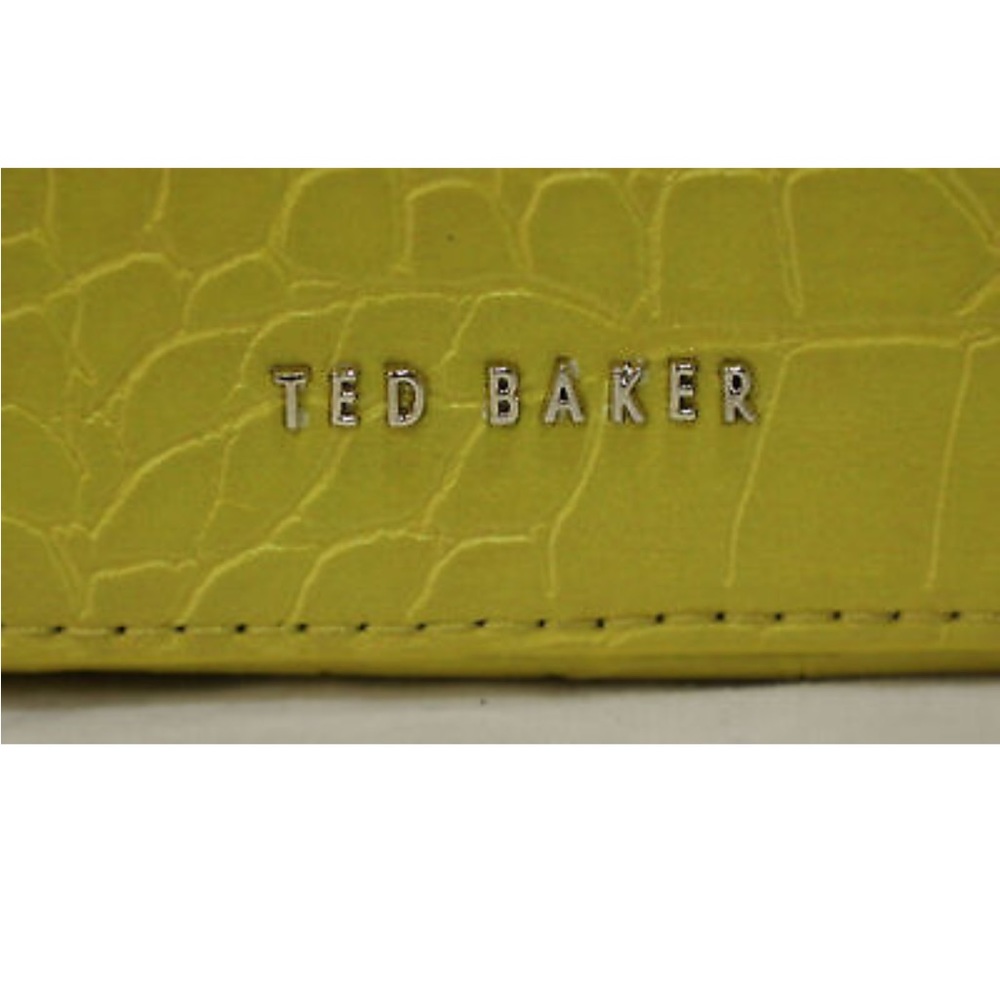 Ted Baker NWOT Stina Croc Embossed Camera Bag - Picture 2 of 7